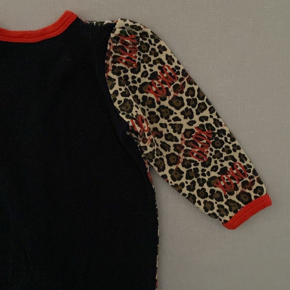 Marilyn Monroe OXOX Snap-Up Footie 3-6 Months - Picture 2 of 9